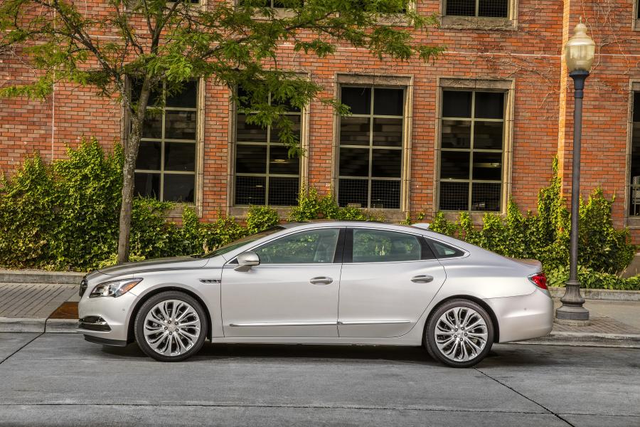  Buick LaCrosse 2016 года  (NA) (фото 16 из 36)